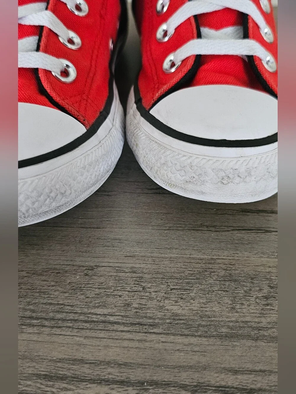 Converse low top
